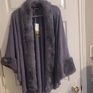 Heirloom Traditions Gray Faux Fur Trim Cape